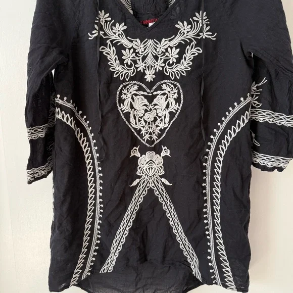 Johnny Was Black and White Embroidered Boho Tunic Blouse - Picture 8 of 14